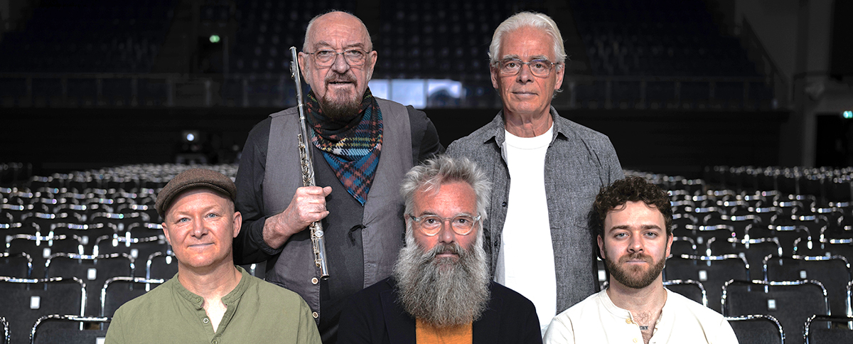 Jethro Tull - The Curiosity Tour